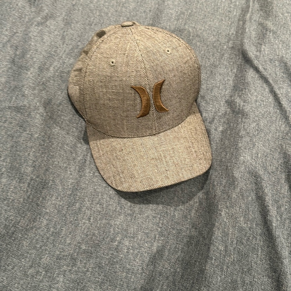 Gray Hurley hat L XL size
